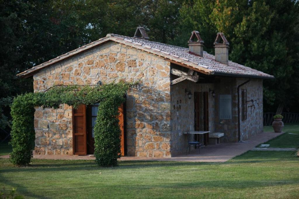 Agriturismo Eco-Bio Villa Vacasio ปีติญาโน ภายนอก รูปภาพ